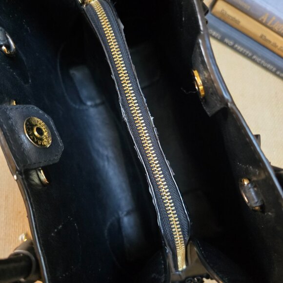 EUC Michael Kors Mercer Gallery Ruffled Satchel - Picture 4 of 4